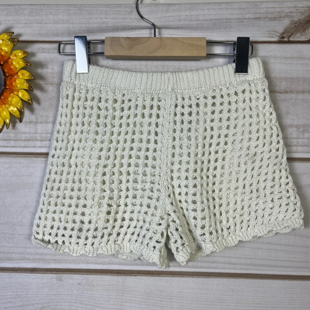 Art Class Kids Cream Crochet Shorts‎ Size S 6/7
